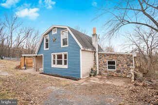 6130 Carlisle Rd, Dover, PA 17315