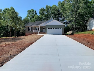 136 Ridge Run Dr, Statesville, NC 28625
