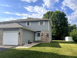 405 Elm St Unit B, Yorkville, IL 60560