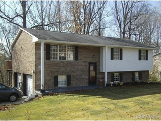 63 Teri Ln, Little Hocking, OH 45742