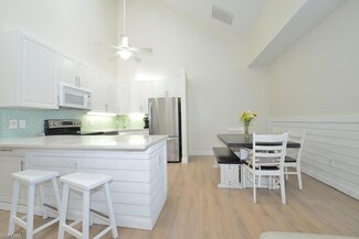 4325 Covey Cir Unit 10-B, Naples, FL 34109