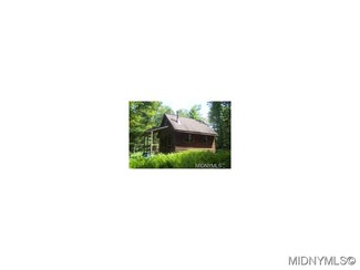 210 Mohawk Dr, Forestport, NY 13338