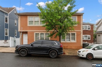 164-166 E 17th St, Paterson, NJ 07524