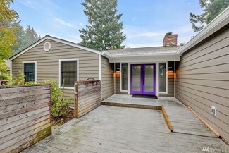 6916 Twin Hills Dr W, University Place, WA 98467