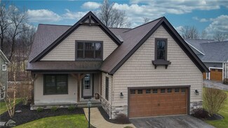 7311 Edwards Landing, Chagrin Falls, OH 44023