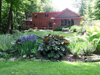 226 Beaver Pond Rd, Dummerston, VT 05301