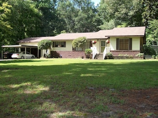 1223 Mahlow Dr, Longview, TX 75601