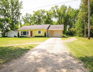 4351 Wheeler Rd, Standish, MI 48658
