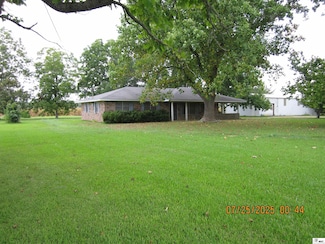 808 Highway 879, Oak Grove, LA 71263