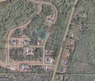 62 S Cedar Creek Dr, Forsyth, GA 31029