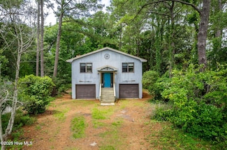 107 Cottonwood Ct, Atlantic Beach, NC 28512