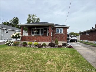 3220 Seneca Ave, Niagara Falls, NY 14305