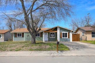 1531 Lahn Rd, New Braunfels, TX 78130