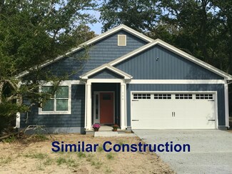 101 Evergreen Ln, Pine Knoll Shores, NC 28512