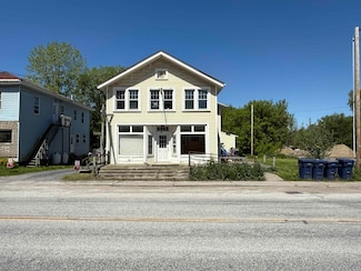 44 S Main St, Alburgh, VT 05440