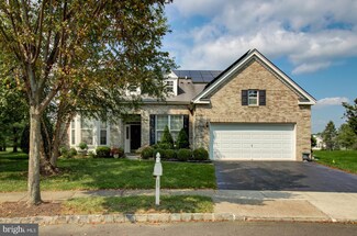 16 Georgetown Ct, Allentown, NJ 08501