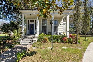 201 S Catherine St, Mobile, AL 36604