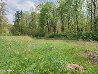 125 Dry Run Rd, Howard, PA 16841