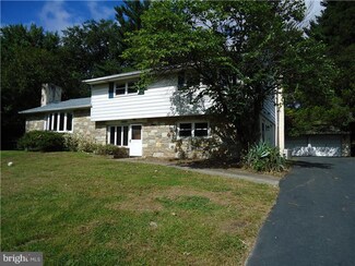 1323 Harris Rd, Dresher, PA 19025