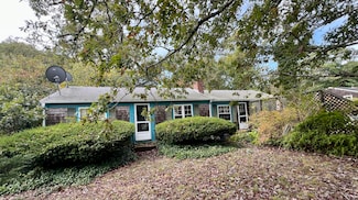 57 Suffolk Ave, Hyannis, MA 02601