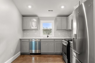 71 Ruthven St Unit 4, Boston, MA 02121