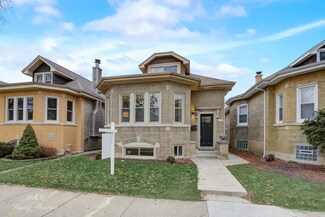 6217 N Rockwell St, Chicago, IL 60659