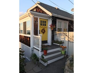 10 James Ave, Nahant, MA 01908