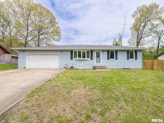 724 N Sunset Dr, Peoria, IL 61604