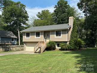 153 Scarlet Dr, Fletcher, NC 28732