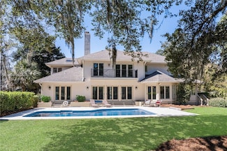 1 Long Brow Rd, Hilton Head Island, SC 29928