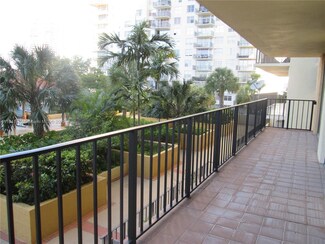 290 174th St Unit 408, Sunny Isles Beach, FL 33160