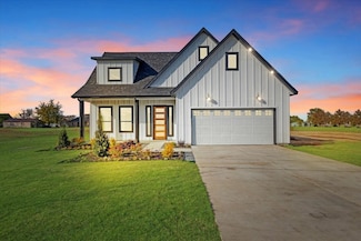 149 Loving Ranch Rd, Trinidad, TX 75163