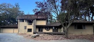 46 Morse Ln, Redwood City, CA 94062