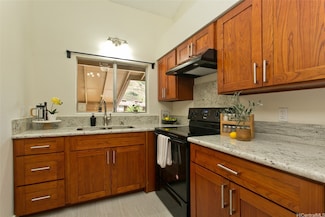 98-607 Kilinoe St Unit 8A2, Aiea, HI 96701