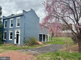 329 Fayette St, Cumberland, MD 21502