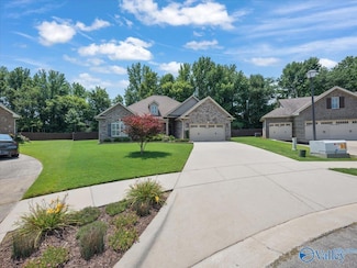 114 Silent Spring Ct, Harvest, AL 35749