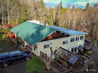 7251 Oak Bay Rd, Port Ludlow, WA 98365