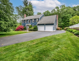 37 Buehler Rd, Bedford, MA 01730