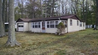9680 Sandra Lou Dr, Crystal, MI 48818