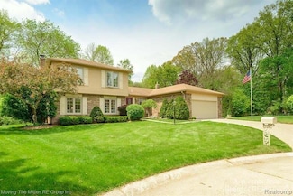 42845 Inverness Ct, Northville, MI 48168