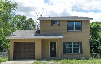 9615 N Connechusett Rd, Tampa, FL 33617