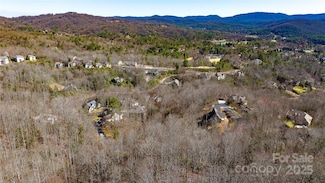 240 Mountain Crest Dr, Hendersonville, NC 28739