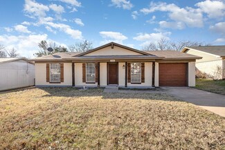 1110 Saturn Dr, Cedar Hill, TX 75104
