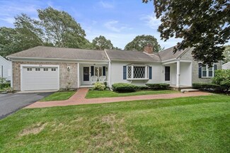 29 Half Way, South Dennis, MA 02660