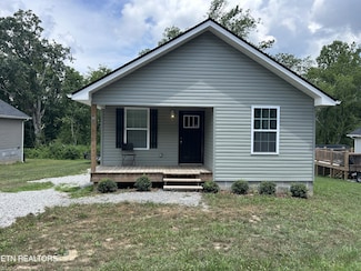 208 Bills St, Jamestown, TN 38556