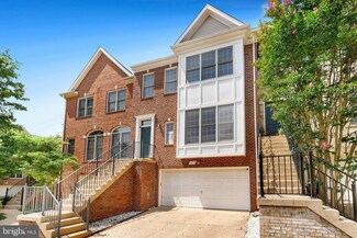 2714 Earls Ct, Vienna, VA 22181