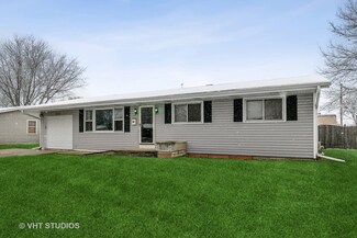 822 Royal Ln, West Dundee, IL 60118