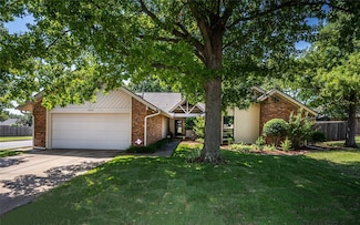 13209 Golden Eagle Dr, Edmond, OK 73013