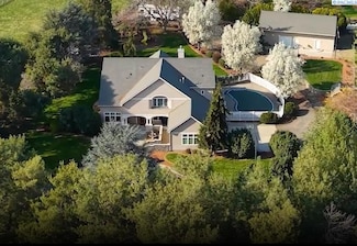 8620 W Richardson Rd, Pasco, WA 99301