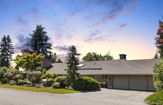 1373 85th Ave NE, Clyde Hill, WA 98004